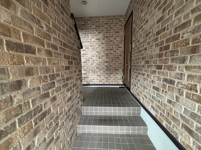 レジュウィールF棟の物件外観写真