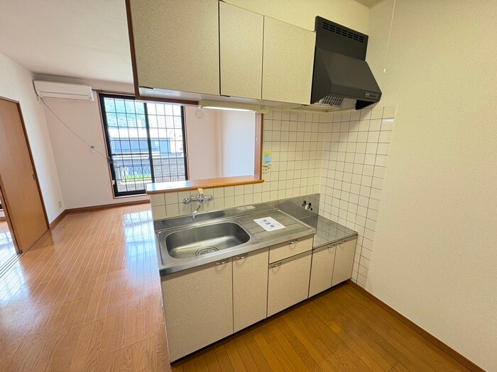 レジュウィールF棟の物件内観写真