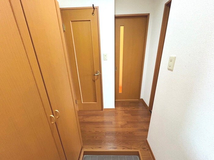 レジュウィールF棟の物件内観写真