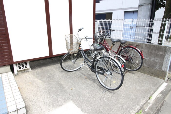 ハイネス一高南の物件外観写真