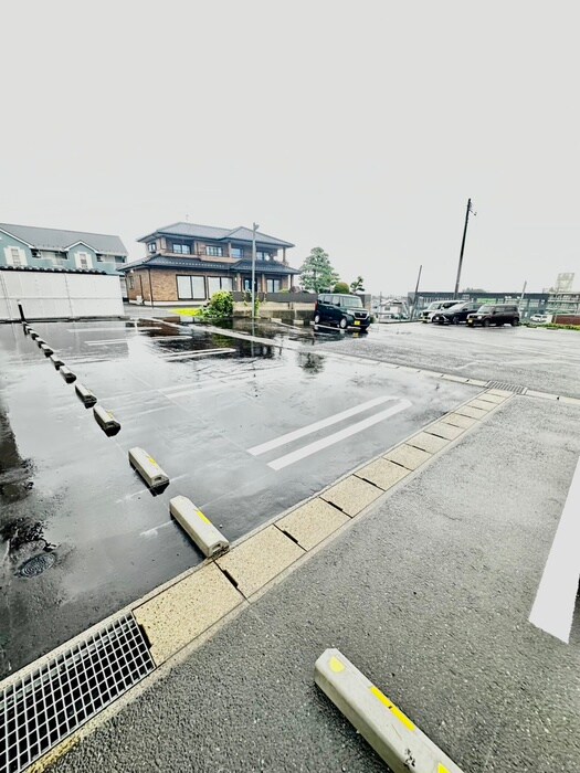 ラフレシール鶴ヶ谷東の物件外観写真