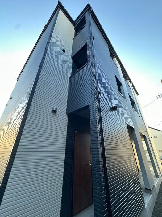 プラシード幸町の物件外観写真