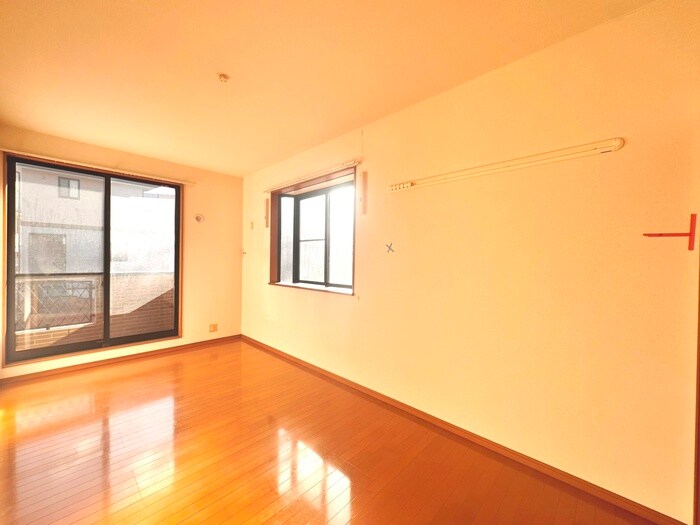 アヴァンセ栗生の物件内観写真