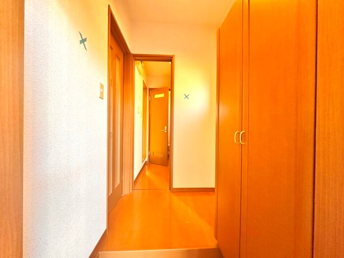 アヴァンセ栗生の物件内観写真