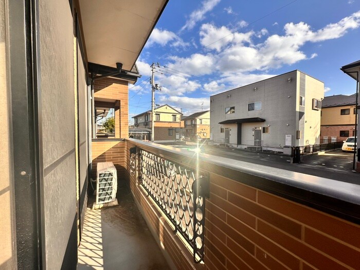 アヴァンセ栗生の物件内観写真