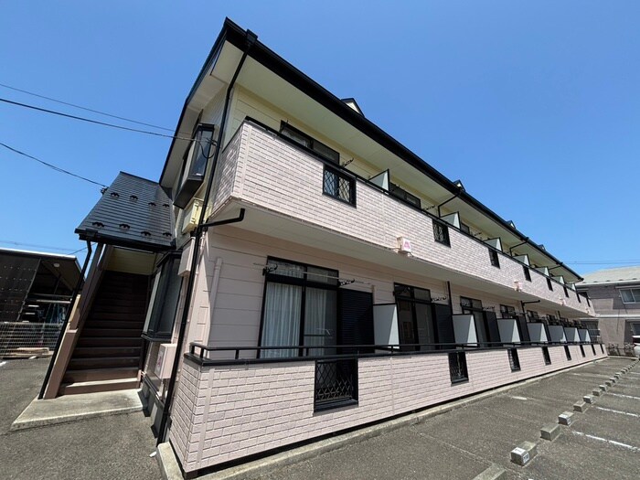 ﾘｰﾌサイドビレッジB棟の物件外観写真