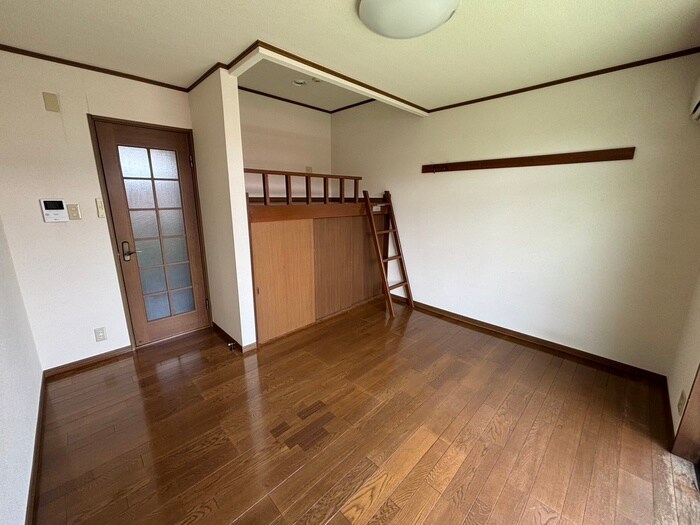 ﾘｰﾌサイドビレッジB棟の物件内観写真