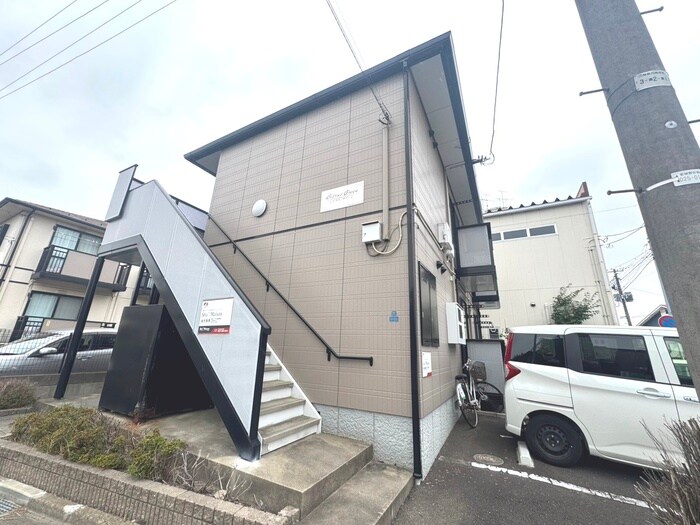 シトラスグリーンの物件外観写真