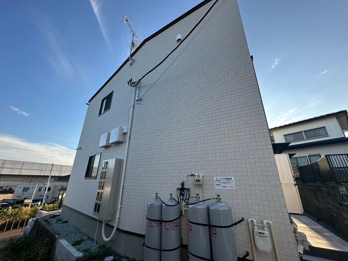 メゾンドシャンブルの物件外観写真