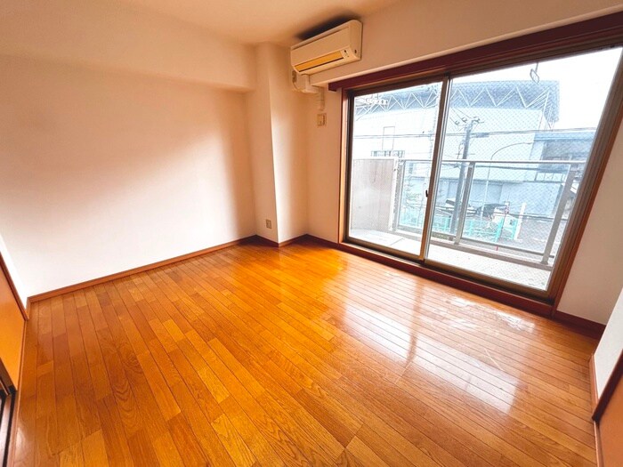 サ－ティラブの物件内観写真