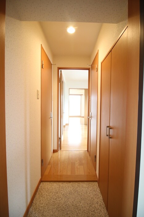 サ－ティラブの物件内観写真