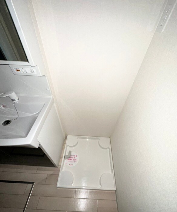 アインタウゼント３の物件内観写真