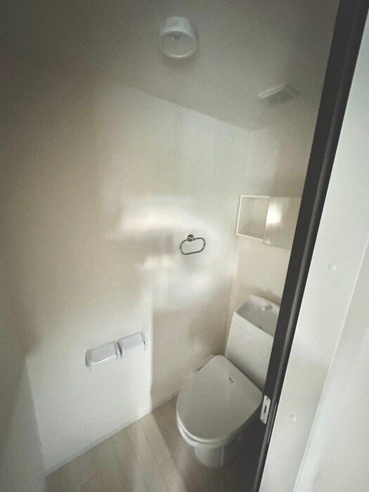 アインタウゼント３の物件内観写真