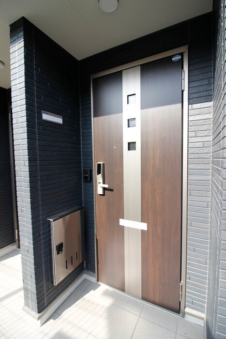 アインタウゼント３の物件内観写真