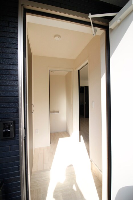 アインタウゼント３の物件内観写真