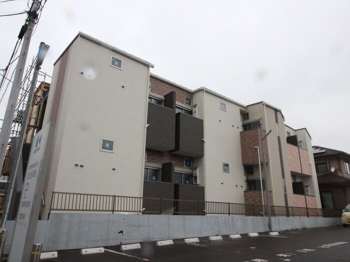 ハーモニーテラス志波町の物件外観写真