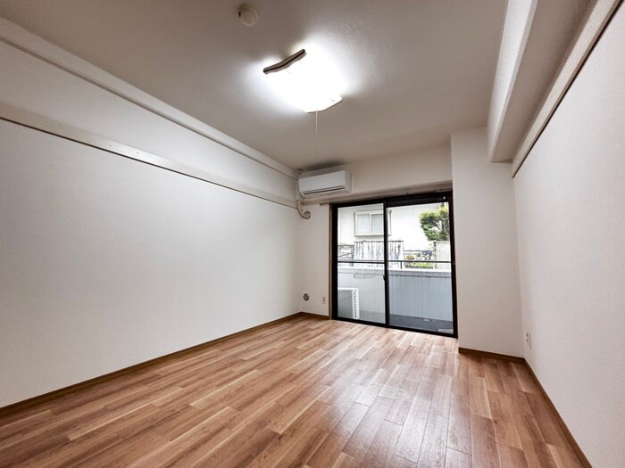 アイリスヒルズの物件内観写真