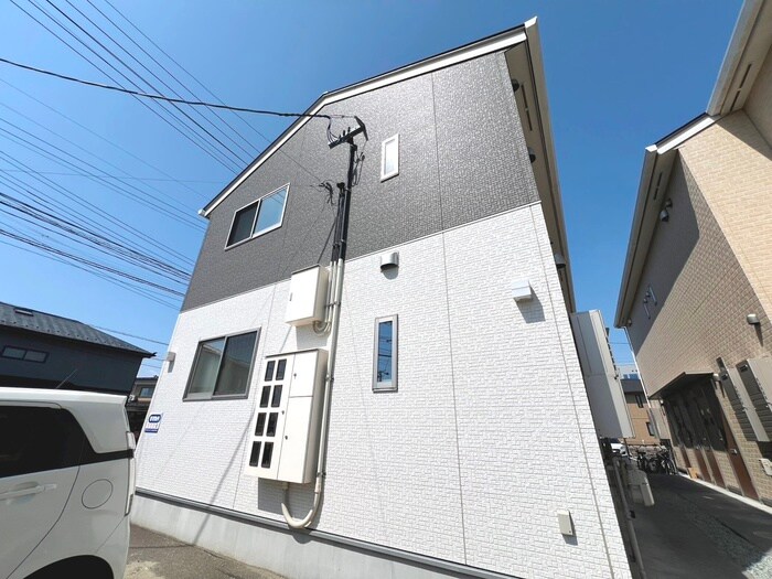 アスコット荒井東Aの物件外観写真