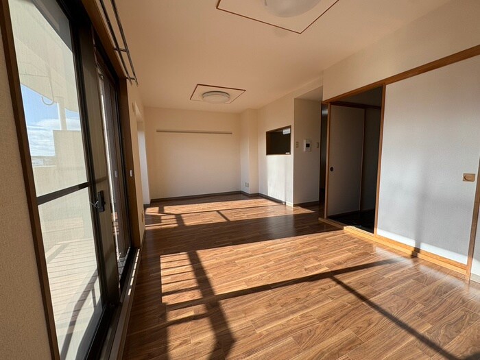 ルナパ－ク鳳山の物件内観写真