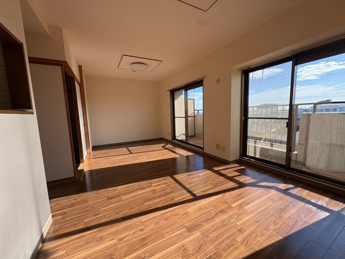 ルナパ－ク鳳山の物件内観写真