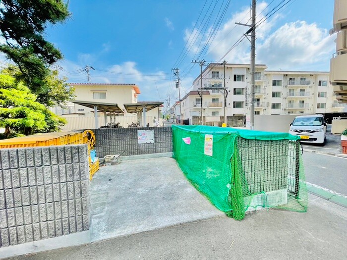 ルナパ－ク鳳山の物件外観写真