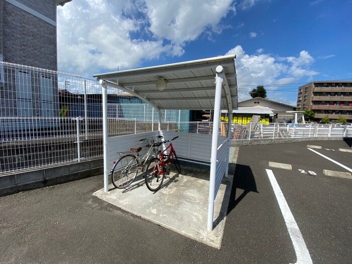 レジデンスオリ－ブＹ棟の物件外観写真