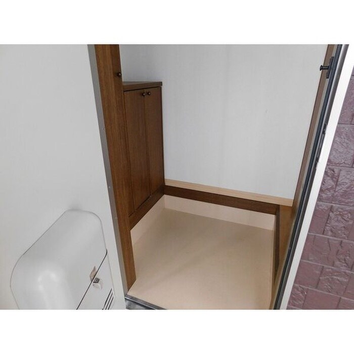 レジデンスオリ－ブＹ棟の物件内観写真