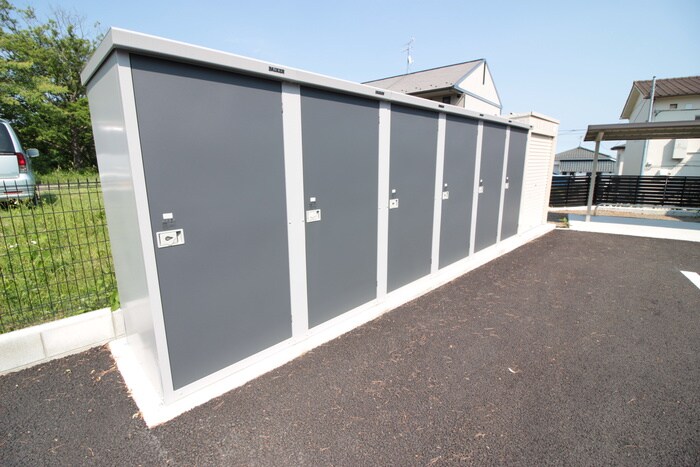 サンプレイス八木山西の物件外観写真