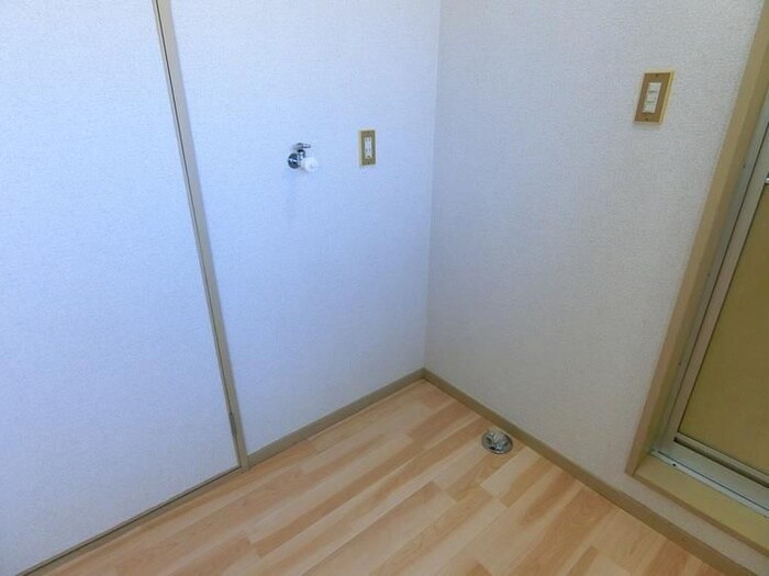 ファミ－ル長町南の物件内観写真