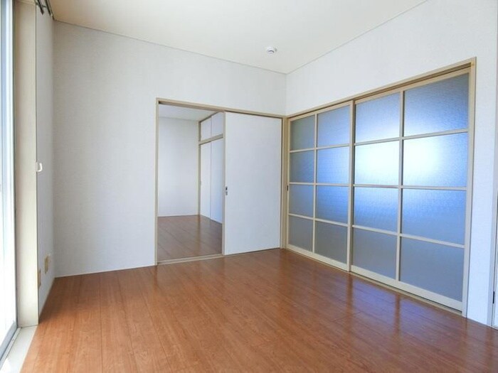 ファミ－ル長町南の物件内観写真