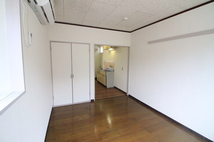 ホワイトキャッスル５番館の物件内観写真