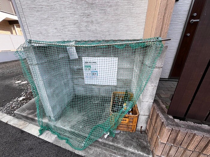 ローレルパティオ薬師堂の物件外観写真