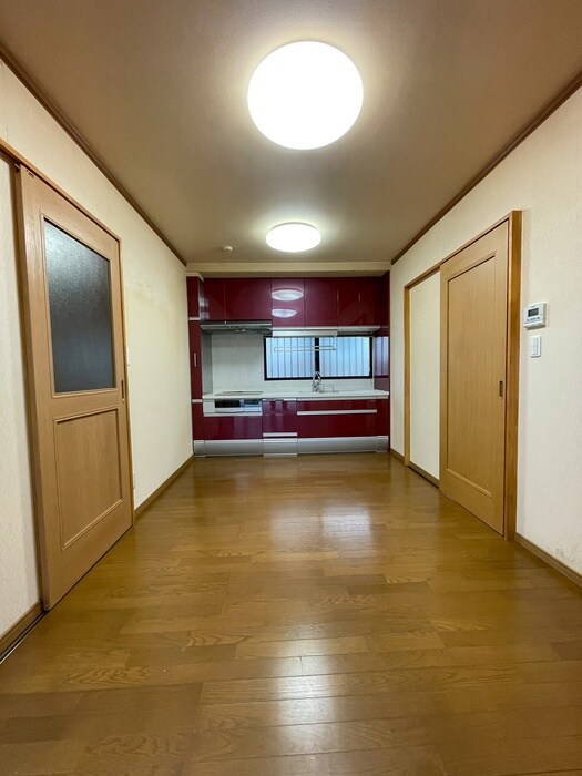 堤通雨宮町貸家の物件内観写真