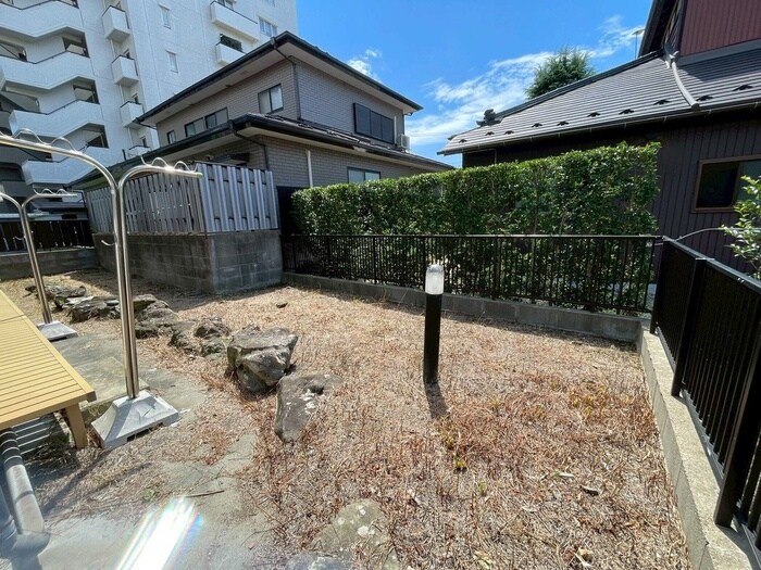 堤通雨宮町貸家の物件外観写真