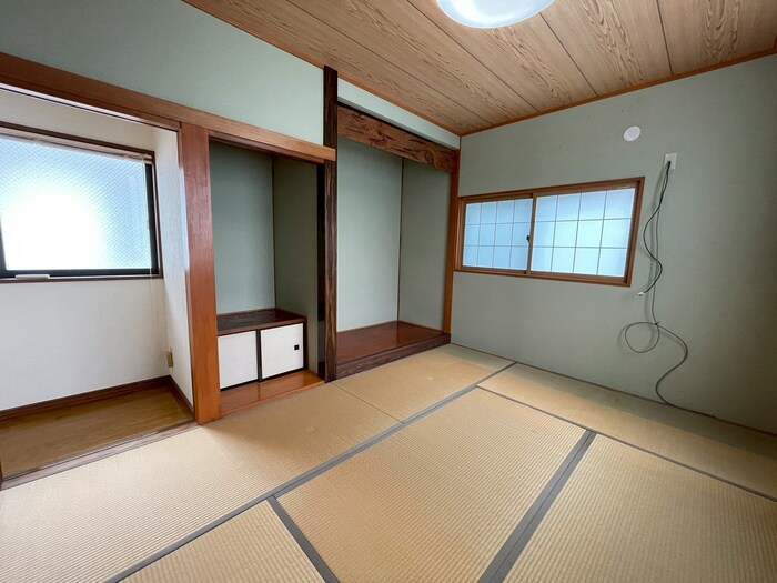 堤通雨宮町貸家の物件内観写真