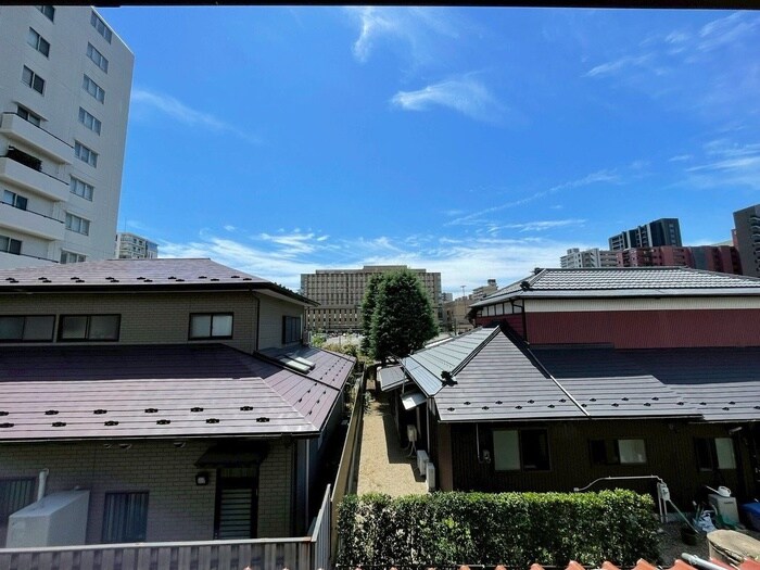 堤通雨宮町貸家の物件内観写真