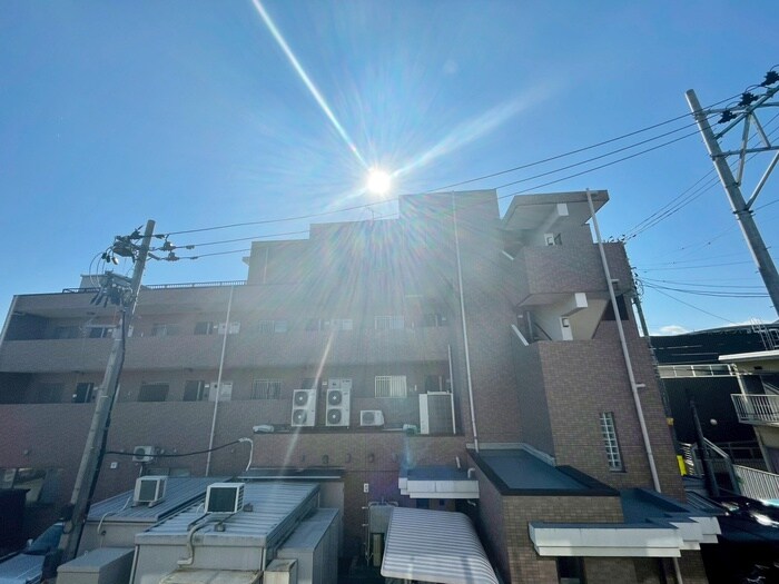 カーサ・フェリーチェ連坊の物件内観写真