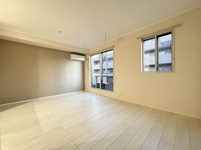 カーサ・フェリーチェ連坊の物件内観写真