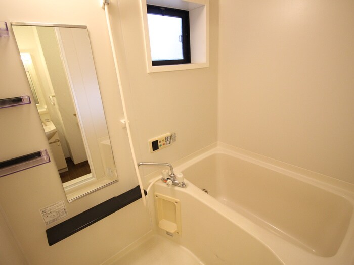 ロイヤルシャト－今泉Ａの物件内観写真