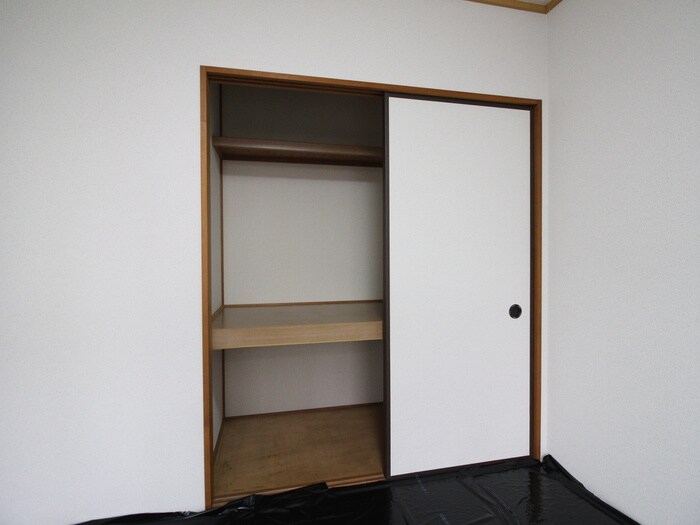 ロイヤルシャト－今泉Ａの物件内観写真