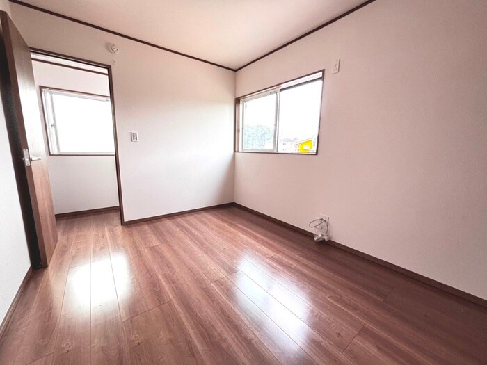 向ヶ丘住宅の物件内観写真