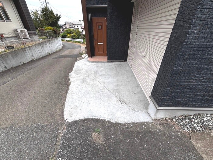 向ヶ丘住宅の物件外観写真