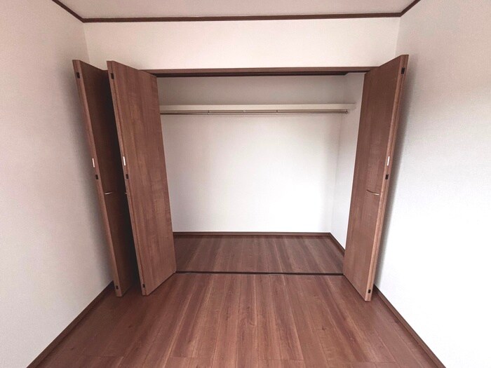 向ヶ丘住宅の物件内観写真