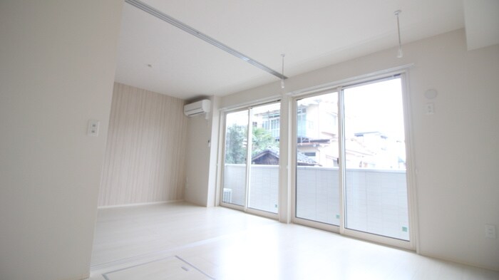 Ａｄｏｎｉｓ三百人町の物件内観写真