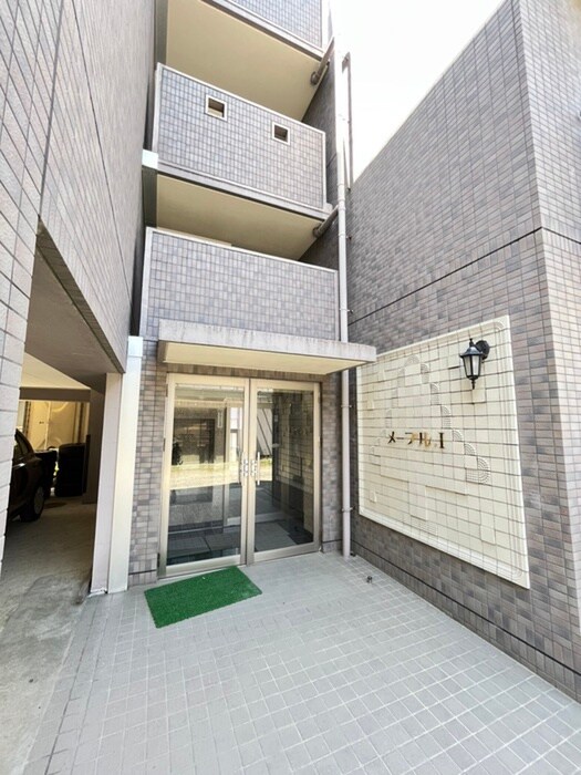 メープルⅠの物件外観写真