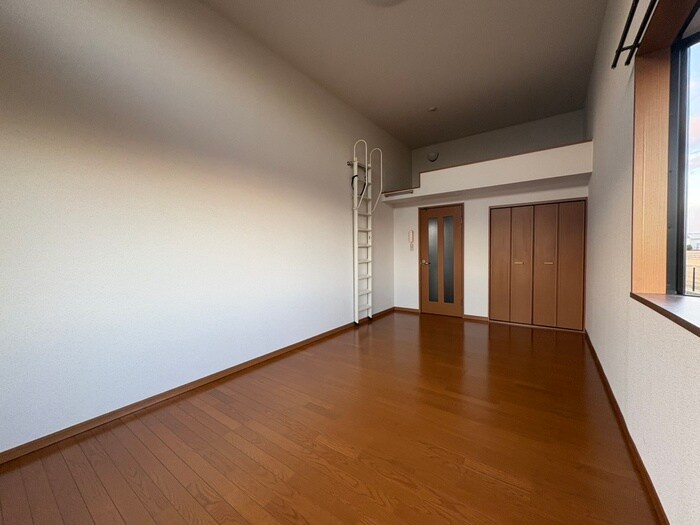 アスティオン荒井Ⅲの物件内観写真