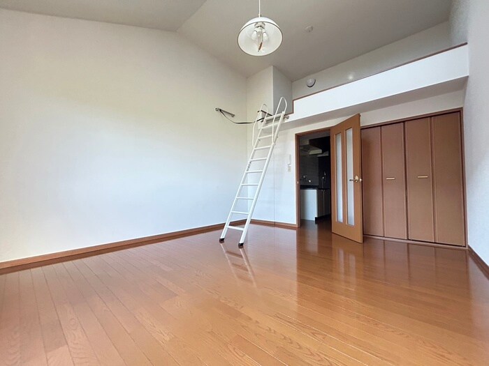 アスティオン荒井Ⅲの物件内観写真