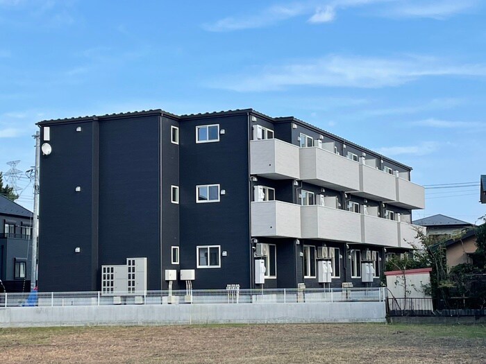 Meridian多賀城山王参番館の物件外観写真