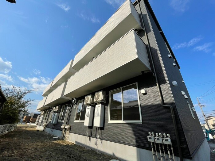 Meridian多賀城山王参番館の物件外観写真