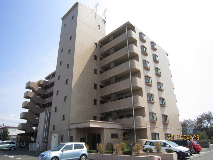 グランドール広瀬の物件外観写真